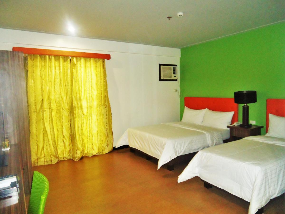 Momarco Forest Cove Tanay Bagian luar foto